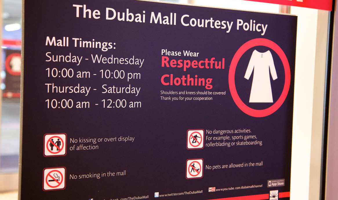 dubaj öltözködési szabályok